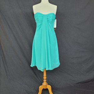 Brand NWT short strapless cocktail dress size 6